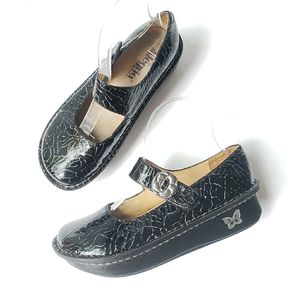 Alegria Paloma MaryJane Crackle Black Patent Leather Shoe Grunge Nurse Comfort